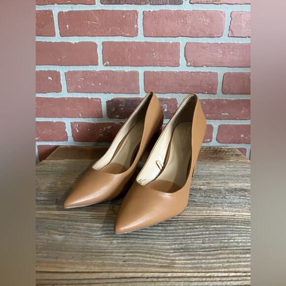 Marc New York | Tan Pointed Toe Block Heels - Picture 1 of 4